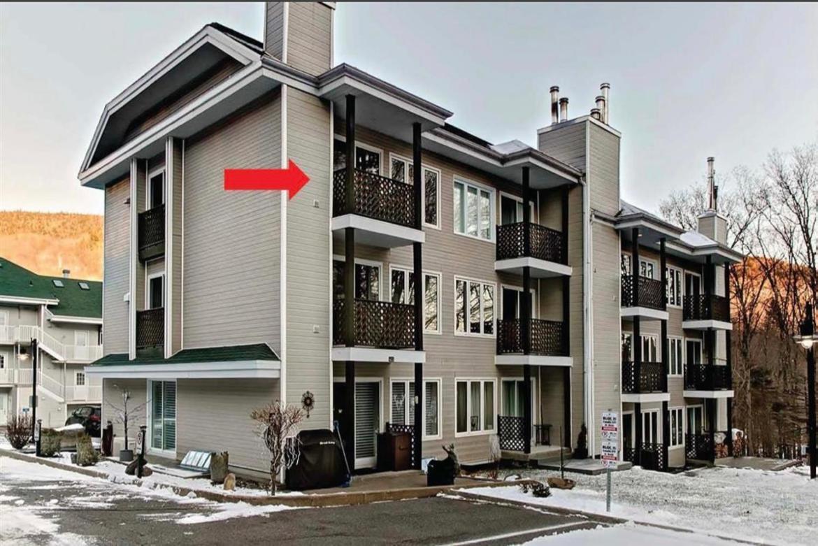 Condo Ski-In Ski-Out Stoneham Exteriör bild